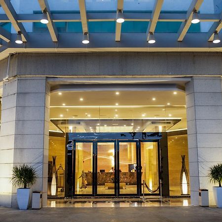 Royale Signature Hotel Alor Setar Buitenkant foto